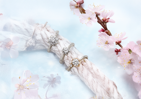 春の訪れを感じさせる、お花モチーフ