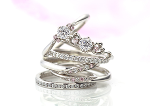 結婚指輪はかわいくしたい！乙女心をくすぐるキュートなデザインって？